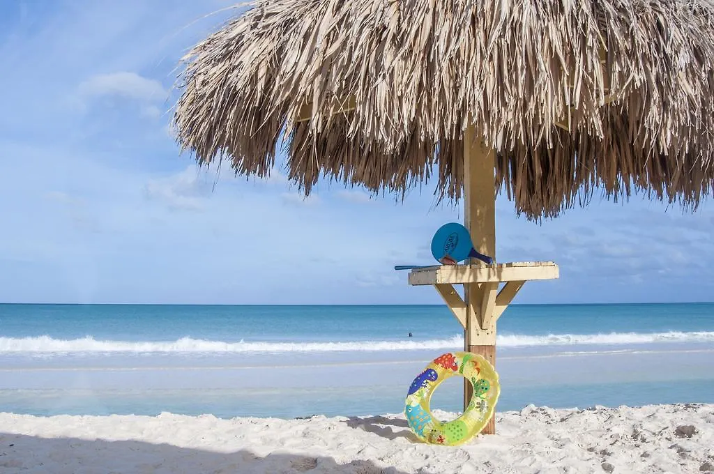 Family-Flexication-Friendly Villa, Few Steps From Eagle Beach Palm Beach Villa