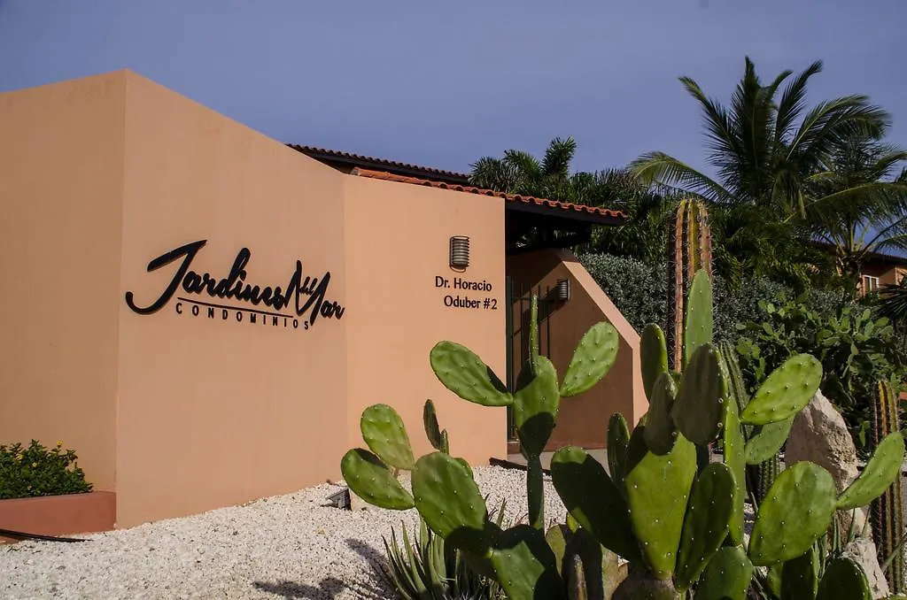Family-Flexication-Friendly Villa, Few Steps From Eagle Beach Palm Beach 0*,  Aruba