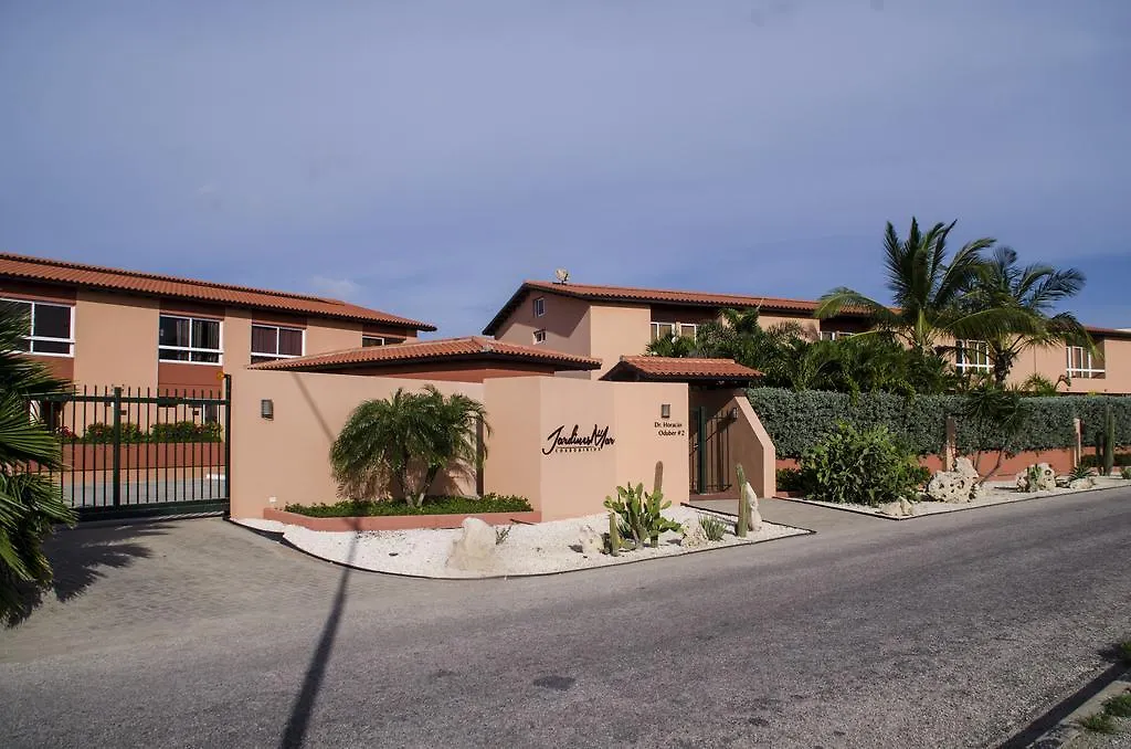 Family-Flexication-Friendly Villa, Few Steps From Eagle Beach Palm Beach Villa