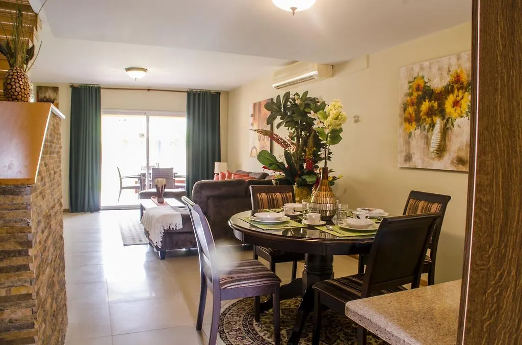 Family-Flexication-Friendly Villa, Few Steps From Eagle Beach Palm Beach
