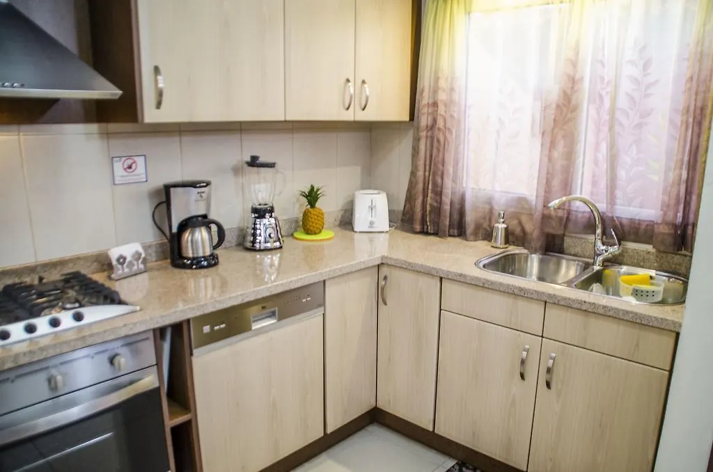 Family-Flexication-Friendly Villa, Few Steps From Eagle Beach Palm Beach 0*,  Aruba