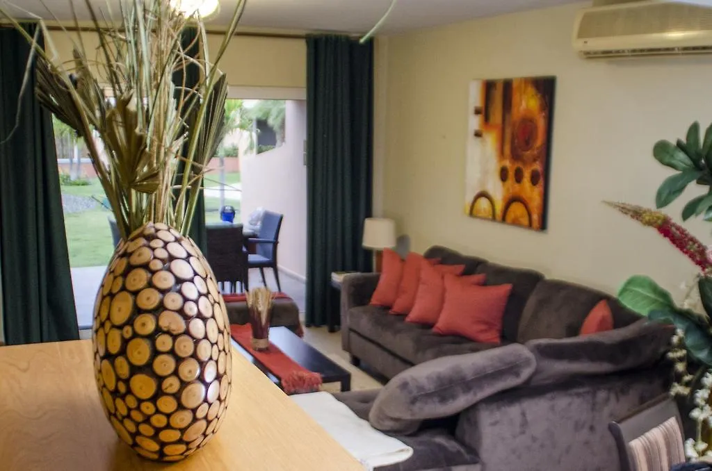 Villa Family-Flexication-Friendly Villa, Few Steps From Eagle Beach Palm Beach