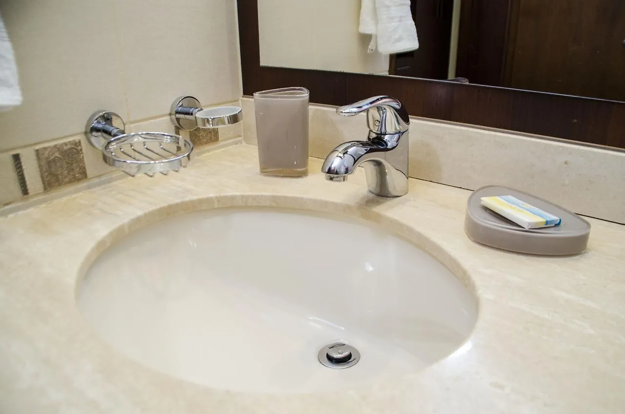 Villa Family-Flexication-Friendly Villa, Few Steps From Eagle Beach Palm Beach